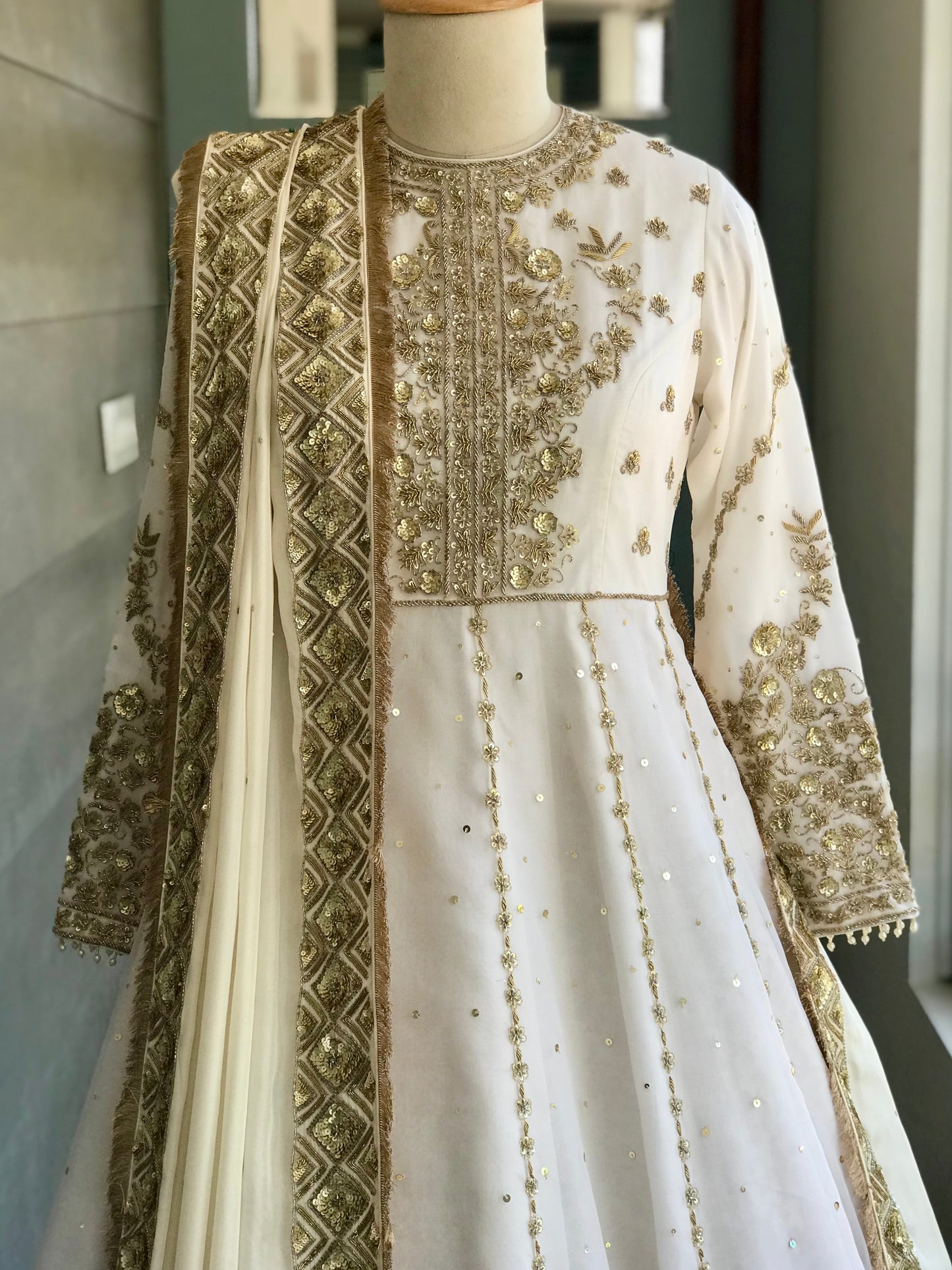 Maneesha : Set of 3
